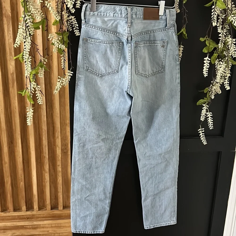 Madewell Perfect Vintage Jeans in Fitzgerald Wash. size 25x28‎